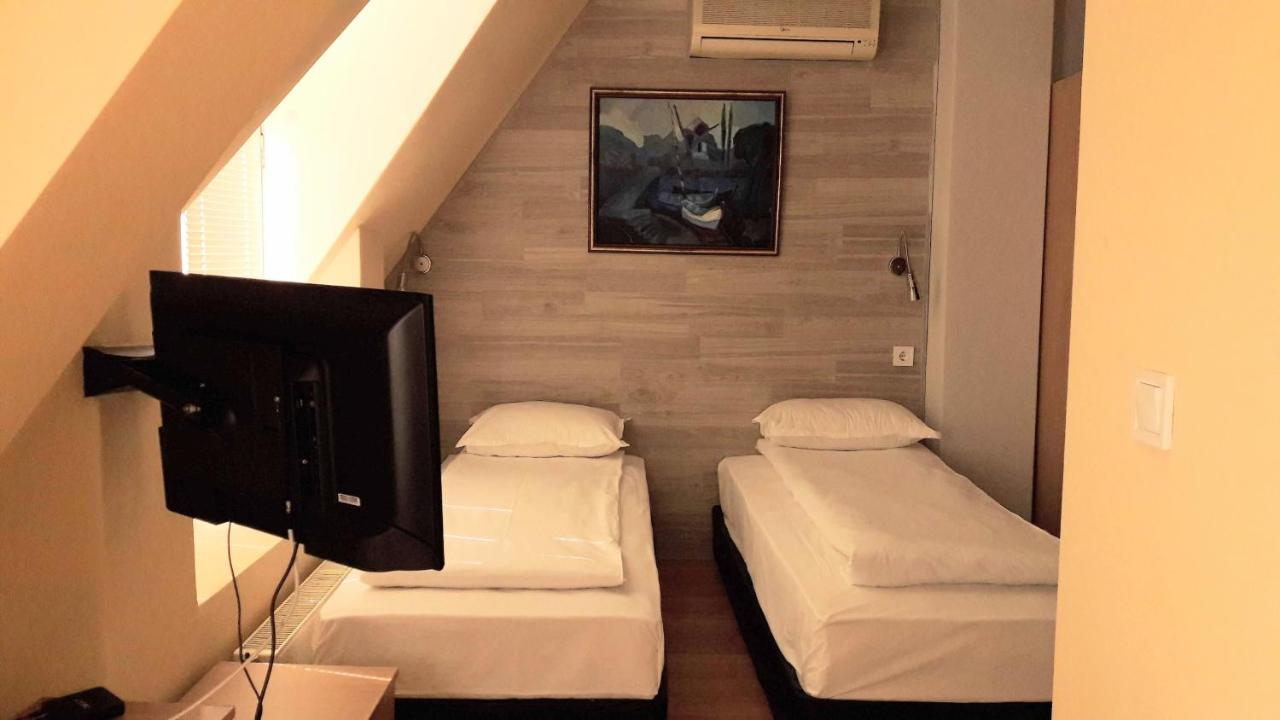 Rio Family Hotel Blagoevgrad Ngoại thất bức ảnh