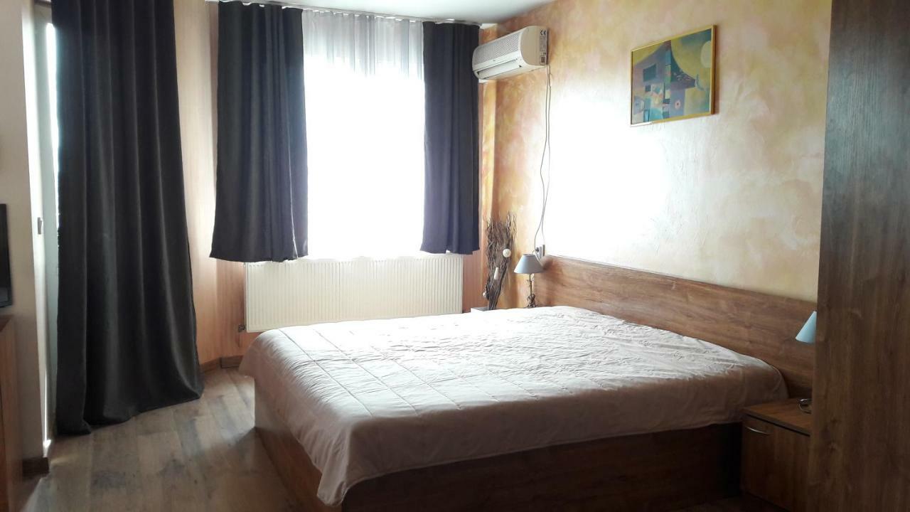 Rio Family Hotel Blagoevgrad Ngoại thất bức ảnh